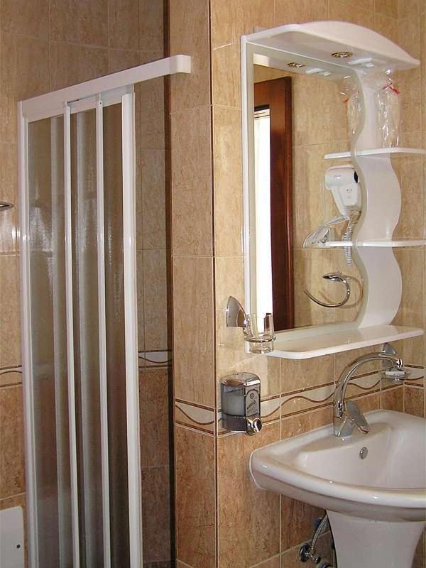 Hotel Royal Kraljevo Eksteriør billede