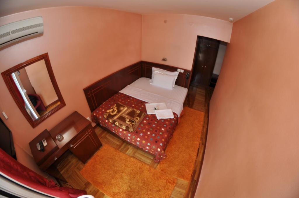 Hotel Royal Kraljevo Værelse billede